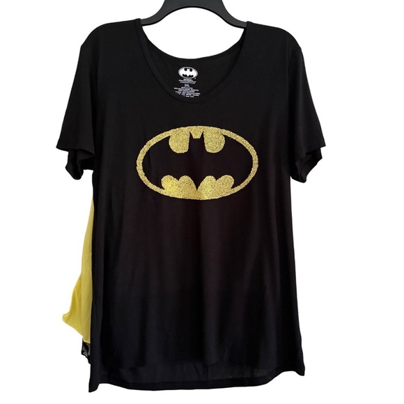 Batman Tops - Batman Logo Halloween Removable Cape Black Costume Tee 2XL